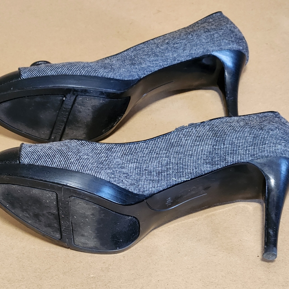 7 1/2 Black Nine West High Heels - Picture 7 of 10